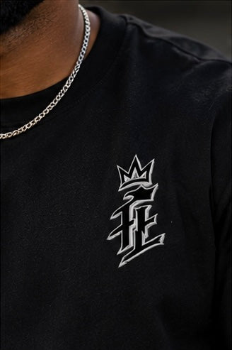 No Days Off graphic tee