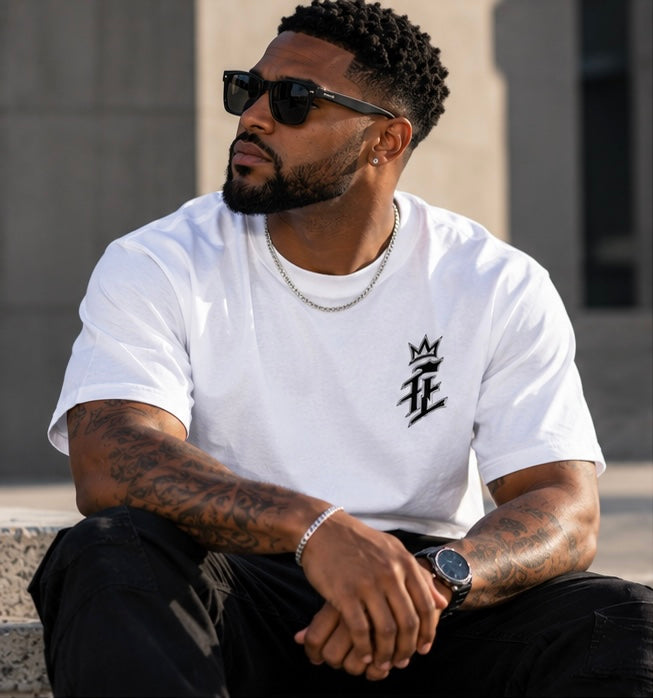 No Days Off graphic tee